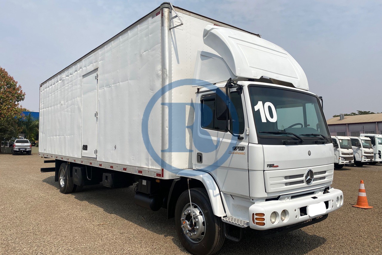 MERCEDES BENZ MB1718 2010
