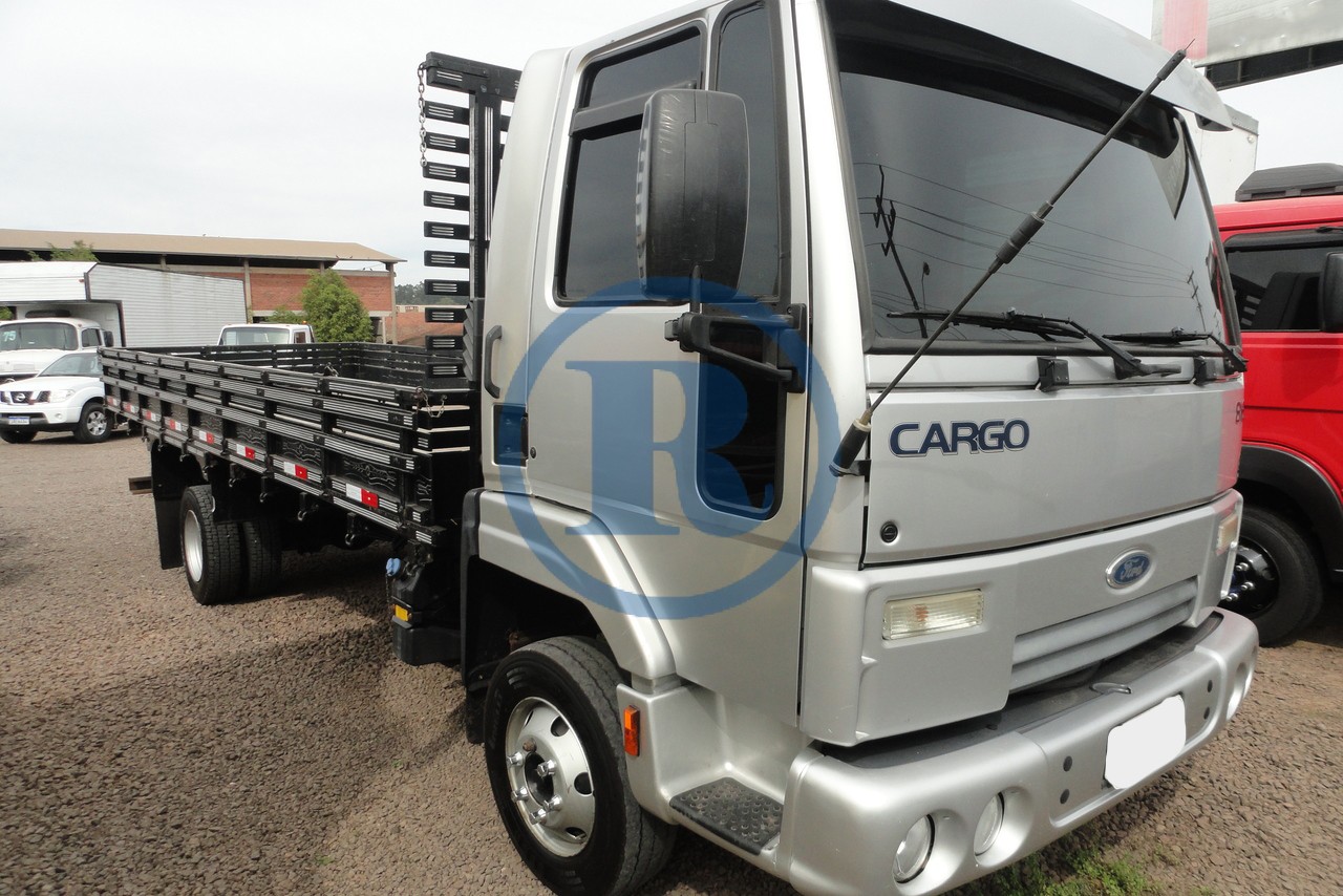 FORD CARGO816 2013 
