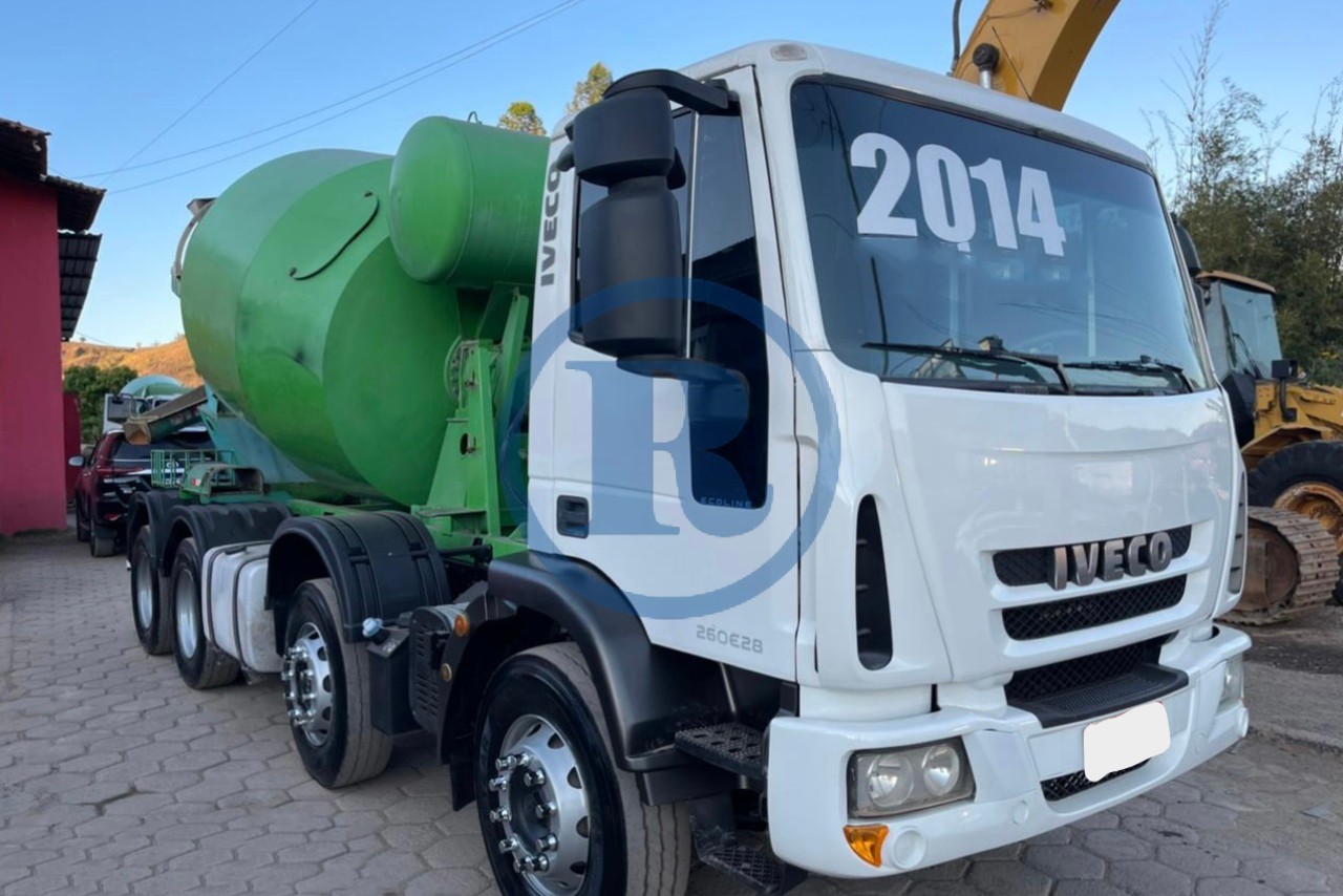 IVECO 26E28 2014